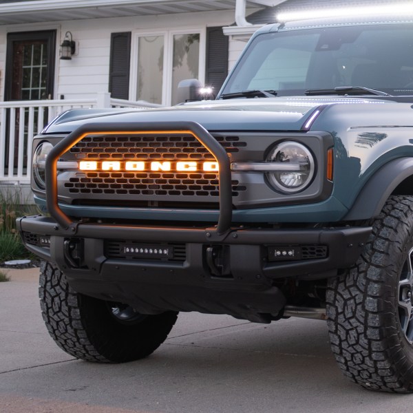 Bold & Rugged Presence - The Single Hoop transforms your Bronco with the off-road style it deserves!